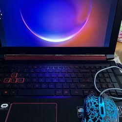 Acer Nitro 5 Gaming Laptop (with Mouse)
