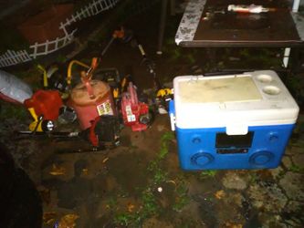 Misc yard equipment. MUST GO