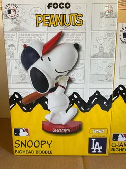 La Dodgers Peanuts Snoopy Bobblehead