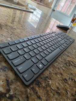 Logitech KeyBoard and Mouse (Dongle)