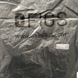 Figs Blk Top One Pocket