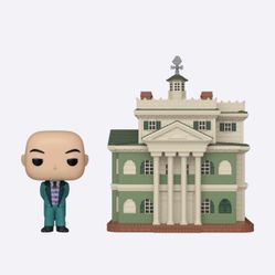 Funko POP! Town: Disney Haunted Mansion Attraction and Butler 19