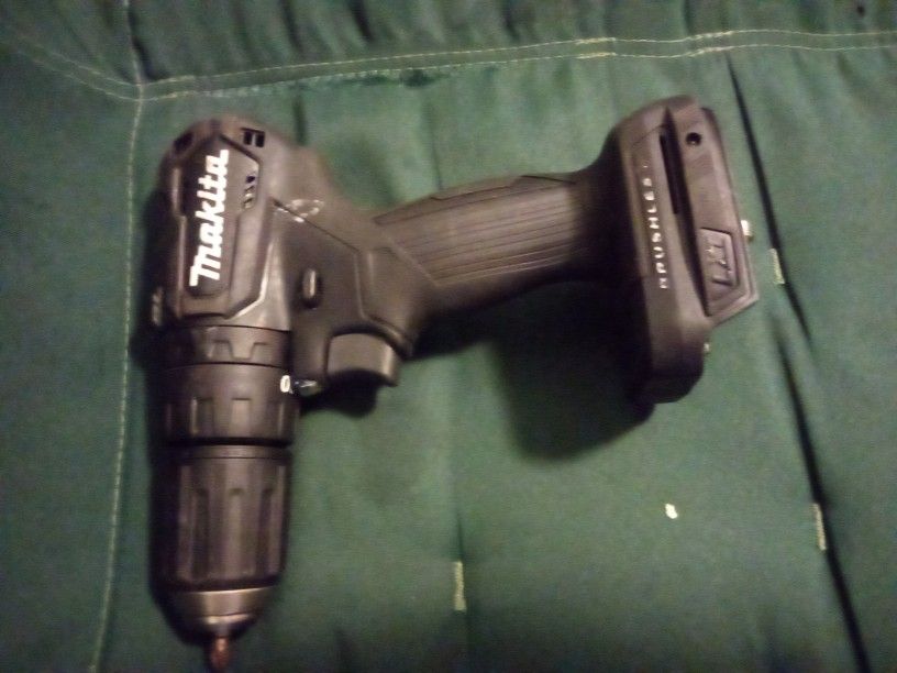 Makita 18 Volt Brushless Drill