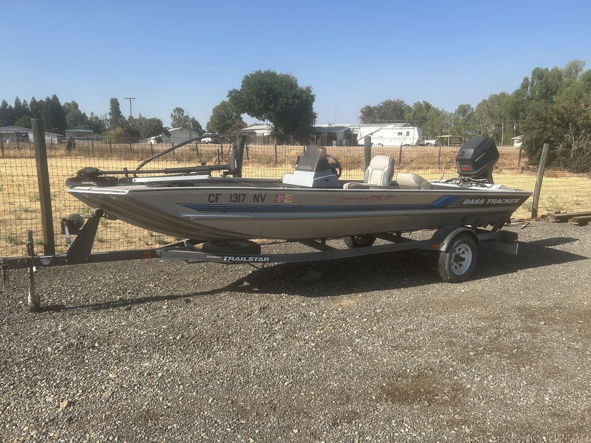 17 Ft Bass Tracker