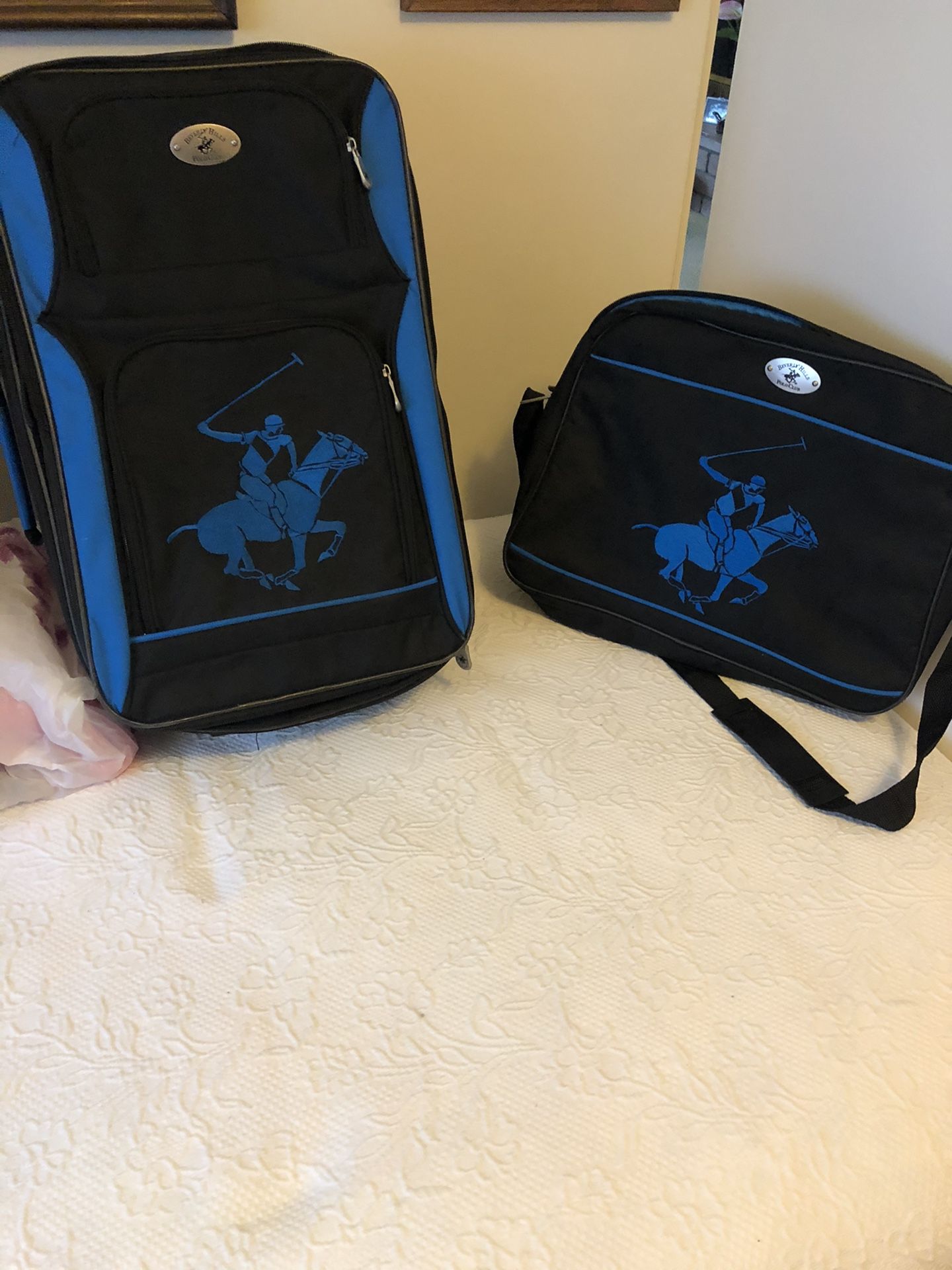 ROLLING SUITCASE and MATCHING SHOULDER BAG