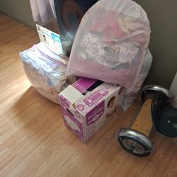 Ropa De Niña Con Set De Cuna Y Lampara