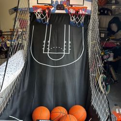 Indoor Basketball Arcade Game Like New 