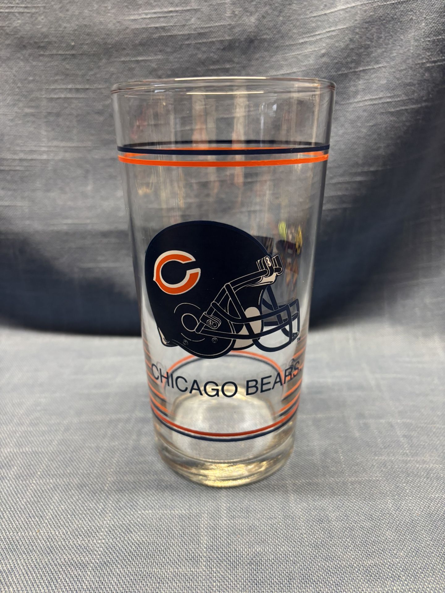 Chicago bears Collectible Glass (6.5” tall) - Great Condition!