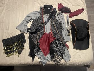 Pirate Costume - Women (Medium)