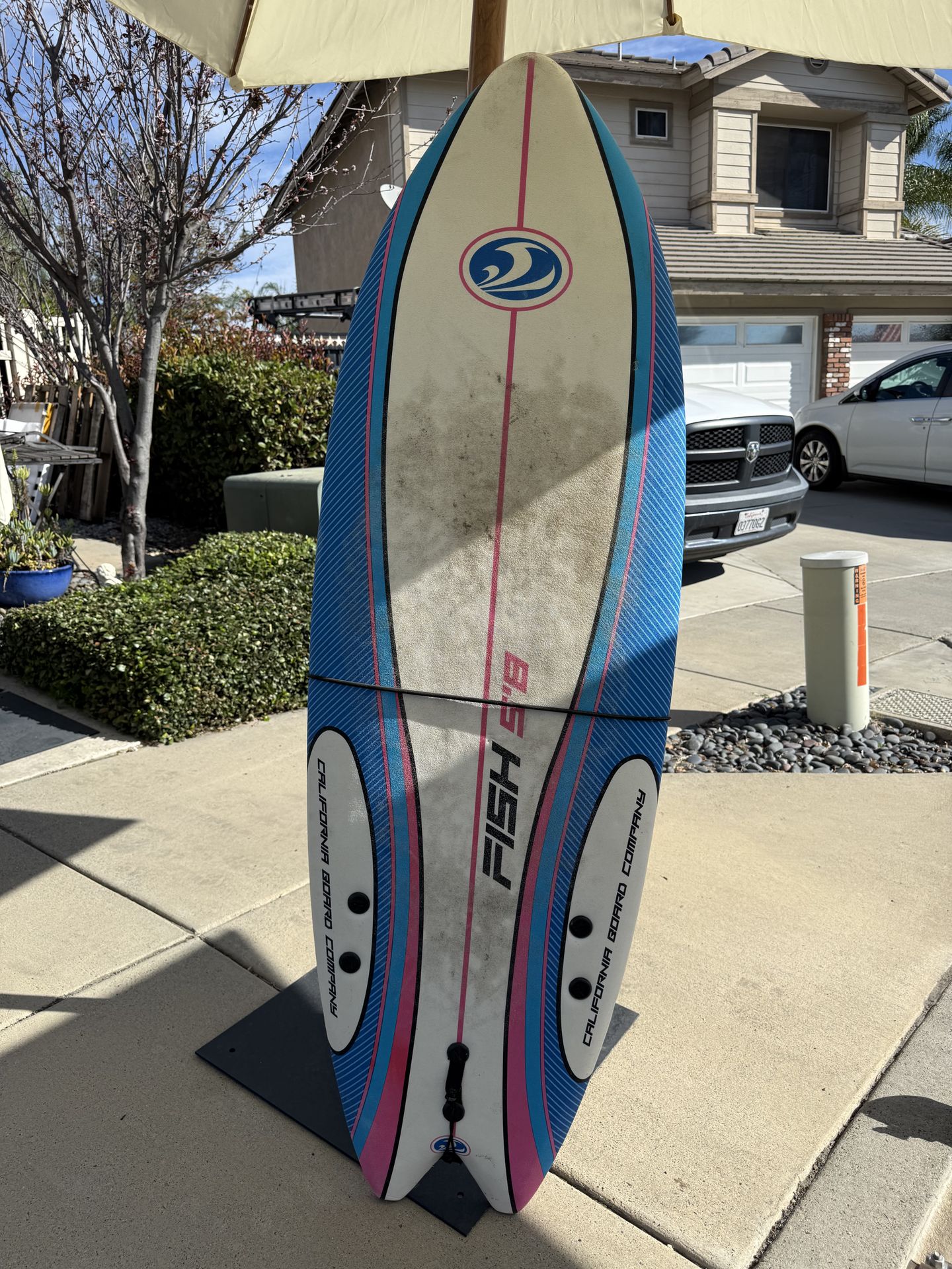 5’ 8” Foam Surfboard