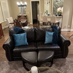 Black Couch With Pull Out Bed 