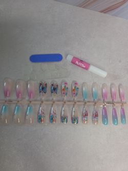 Butterflies, Flowers & Ombre Pastal Medium Oval Length Square Tip Nail Kit