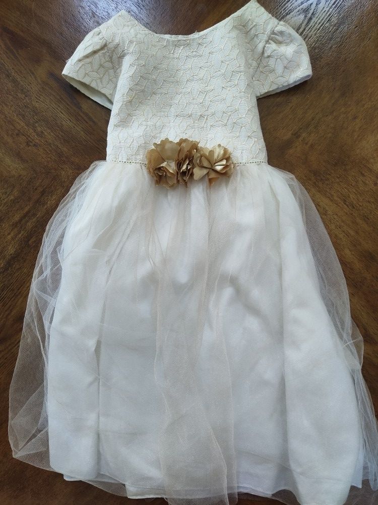 Elegant White Dress with Gold Accents