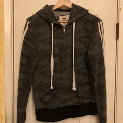 Reflex Women's Gray Camo Long Sleeved Hoodie Sweater Regular Fit Size XL