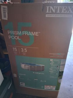 Big swimming pool New