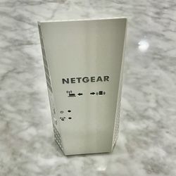 NETGEAR WiFi Mesh Range Extender EX7300 - Coverage up to 2300 sq.ft. and 40 devices with AC2200 Dual Band Wireless Signal Booster & Repeater (up to 22