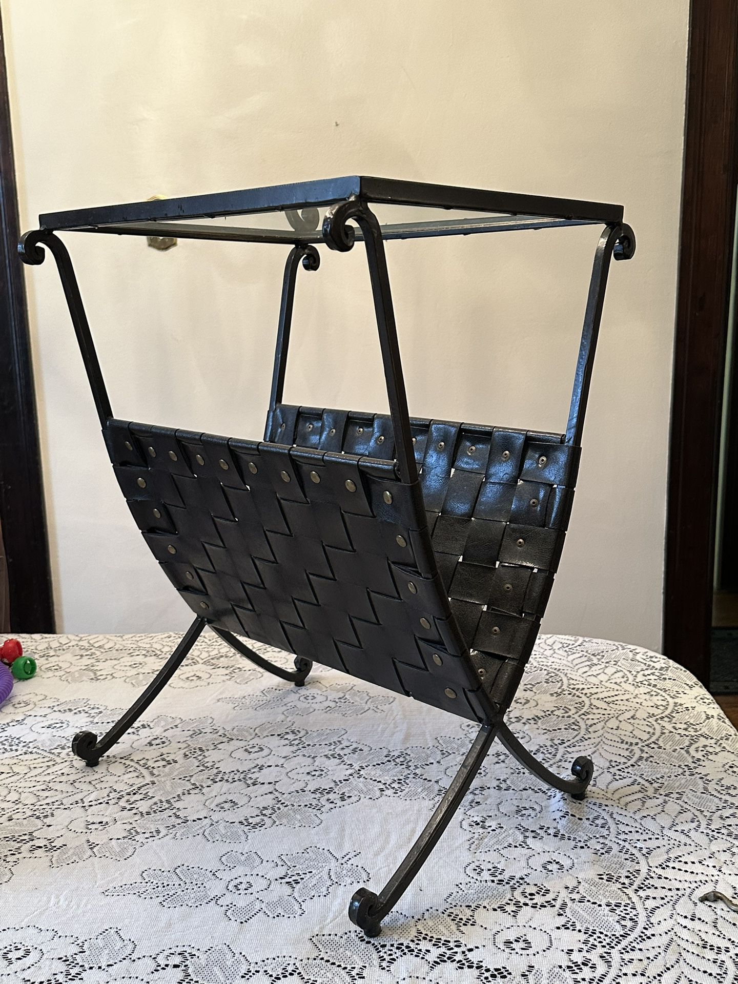 End Table (iron -glass-leather)