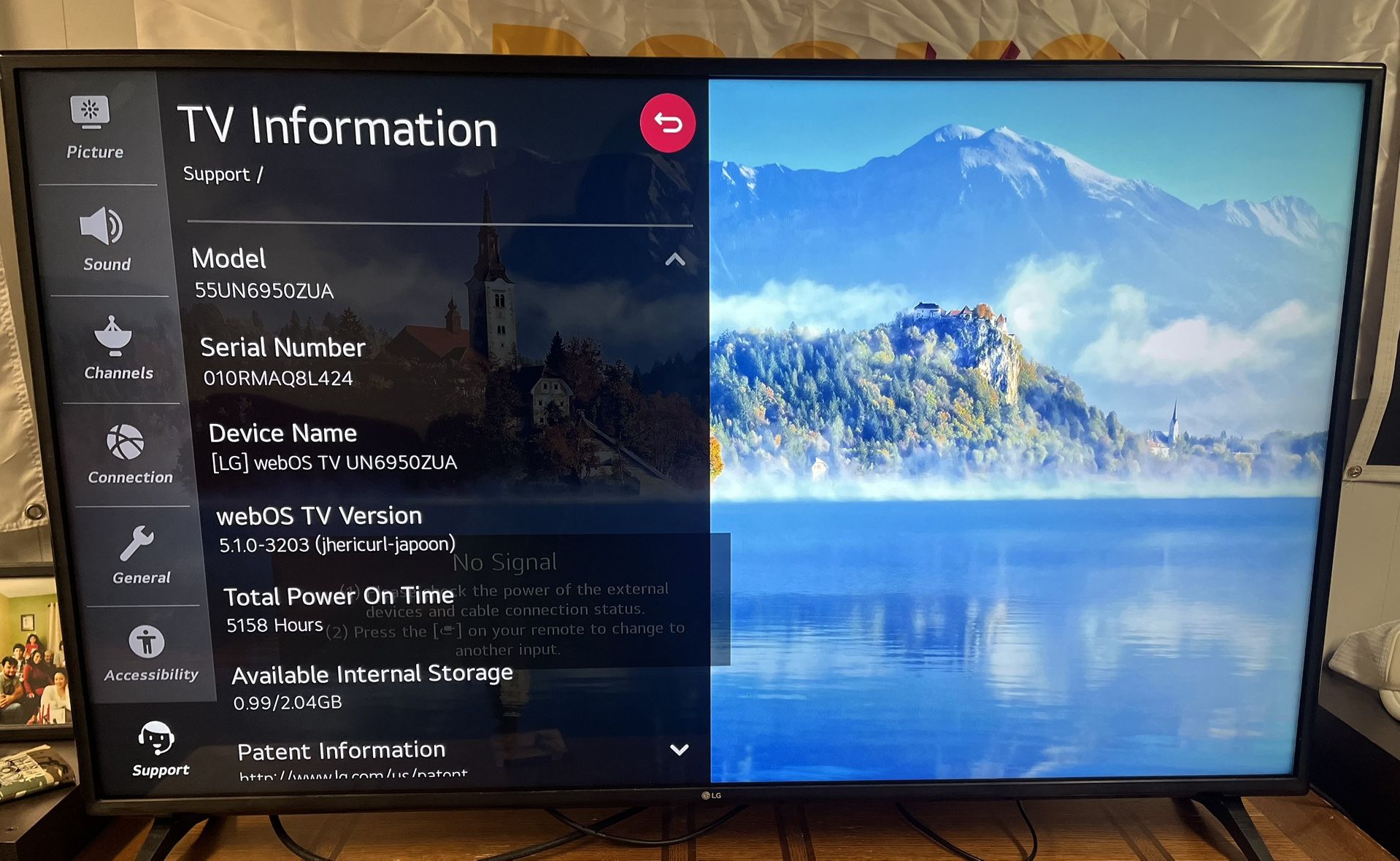 55” LG Smart TV