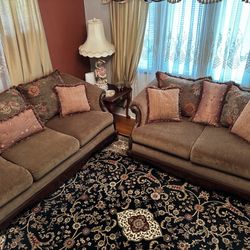 Raymore Flanagan Couch And Loveseat