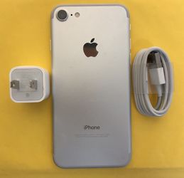 iPhone 7 32GB Factory Unlocked