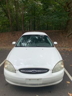 2001 White Ford Taurus SE 190k miles
