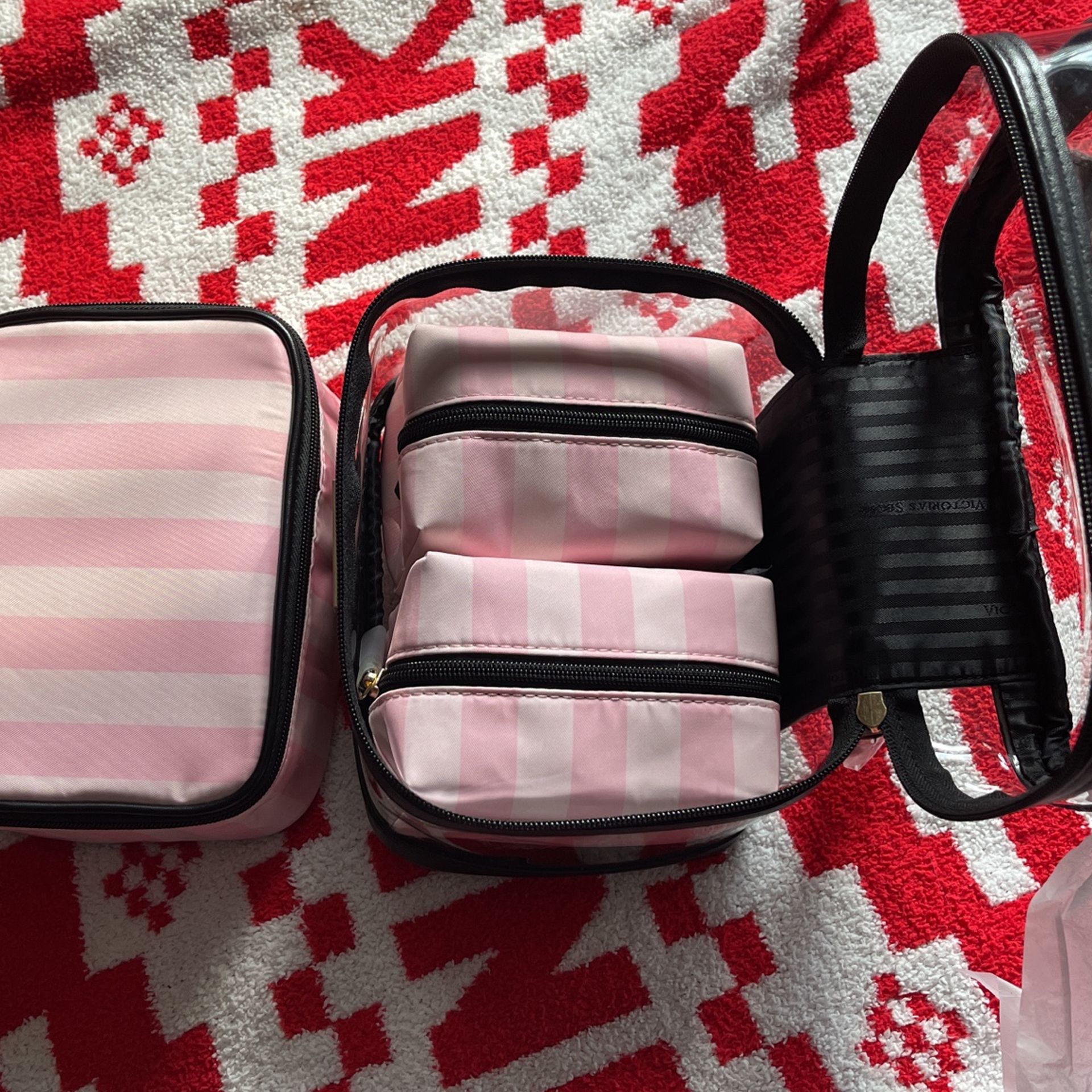 Victorias Secret Pink Makeup/Travel Bag