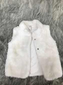 Girls vest size 4