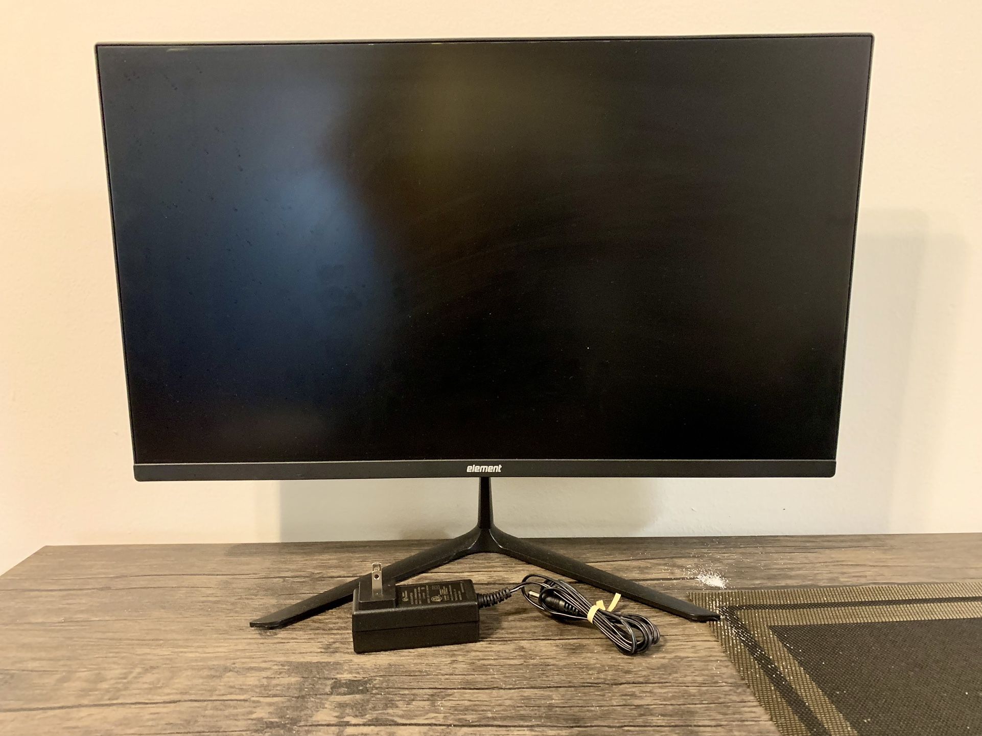 ELEMENT COMPUTER MONITOR