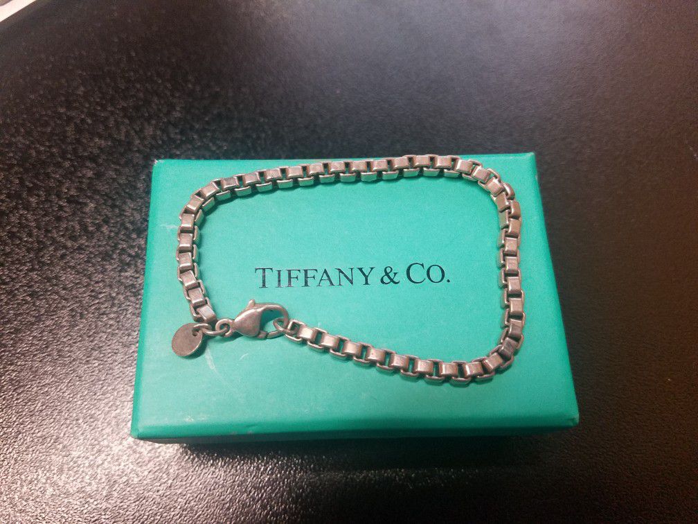 Tiffany & Co. Venetian Link Bracecelett and Necklace (Set), Sterling Silver (925)