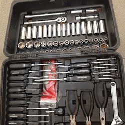 BOX FULL TOOLS GREAT CONDITIONS