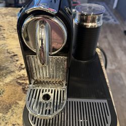 Nespresso with Frothed Aerochino 