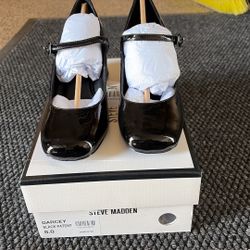 Steve Madden Darcy Black Patent Leather Shoes Size 8