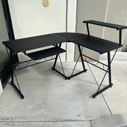 New In Box 56x56x36 Inches Tall L Shape Corner Computer Officer Desk Gray Black Steel Leg Furniture 