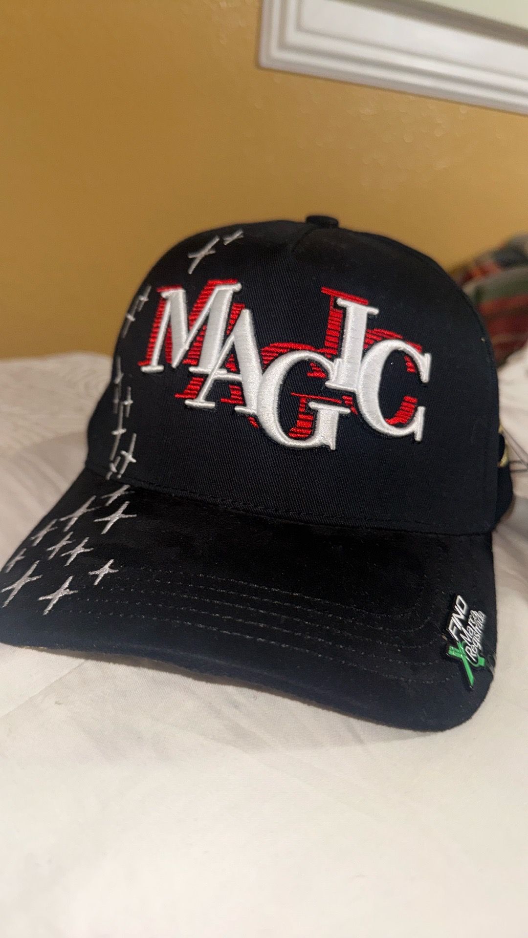 El valle hat gallo fino x marca registrada magic