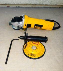 DeWalt 4-1/2" Small Angle Grinder with One-Touch Guard New