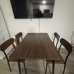 Vendo comedor 4 Puestos