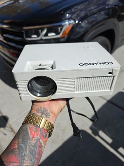 COAMOGO DIGITAL PROJECTOR