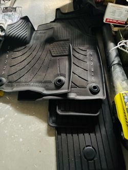 Toyota Sienna all weather mats