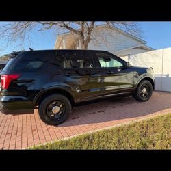  2017. And 2015.  Interceptor $6500 Blue Title Ac  Current Plates  