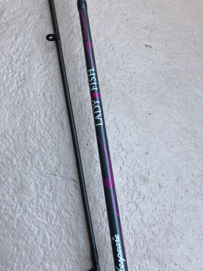 Shakespeare lady fish breast cancer awareness fishing pole for Sale in  Fallbrook, CA - OfferUp