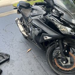 Kawasaki, Ninja 300 ABS, Black