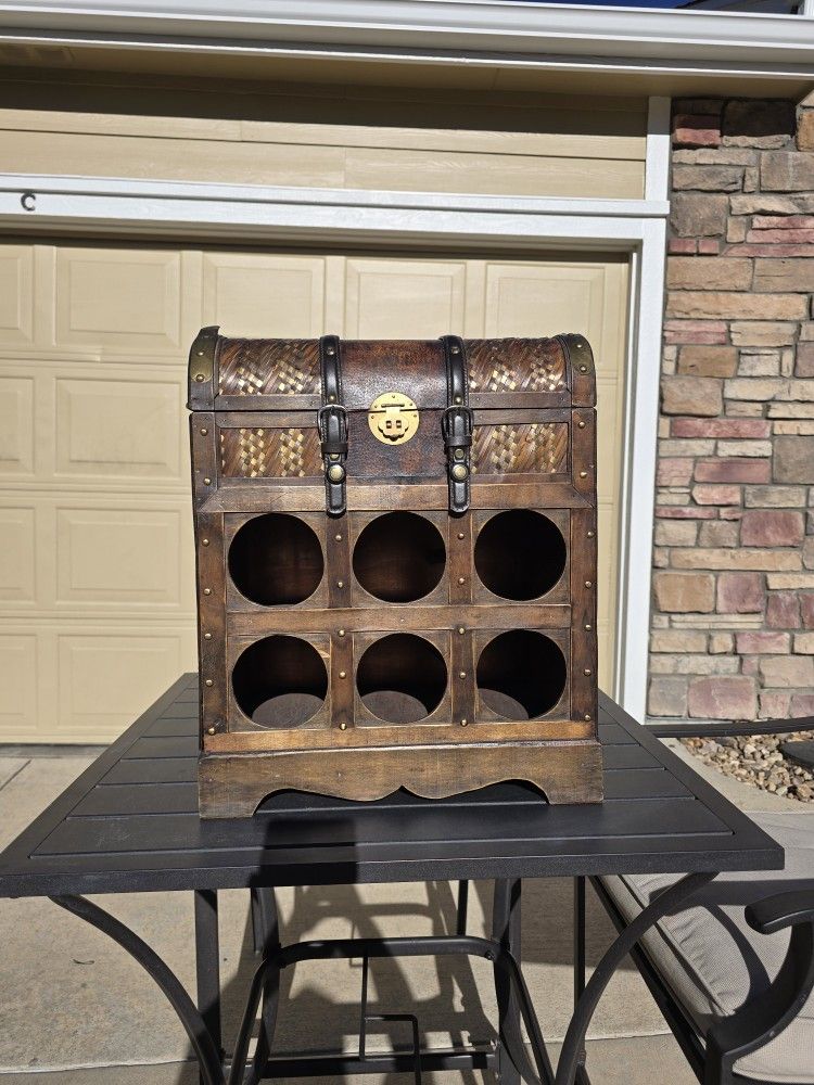 Vintage Trunk Style Wood & Rattan Wine Rack Chest