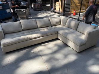 2 pcs Nancy Corzine sectional