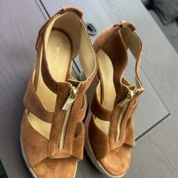 MK Wedges 