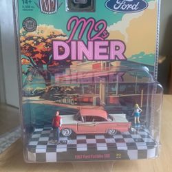 M2   Mr Diner   1957ford Fairlane 500
