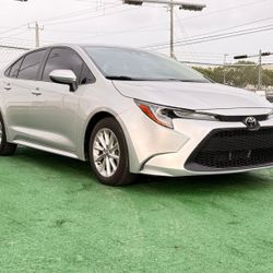 2021 Toyota Corolla LE Llámame 3057472341