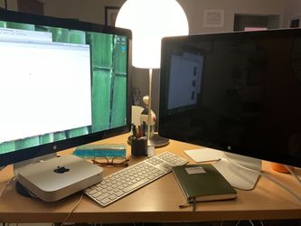 Apple Cinema Display 27