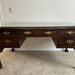 Desk With Glass Top