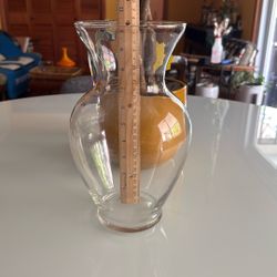Glass vase 