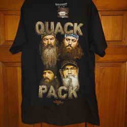 MENS LARGE DUCK DYNASTY SHIRT NEW WITH TAGS 